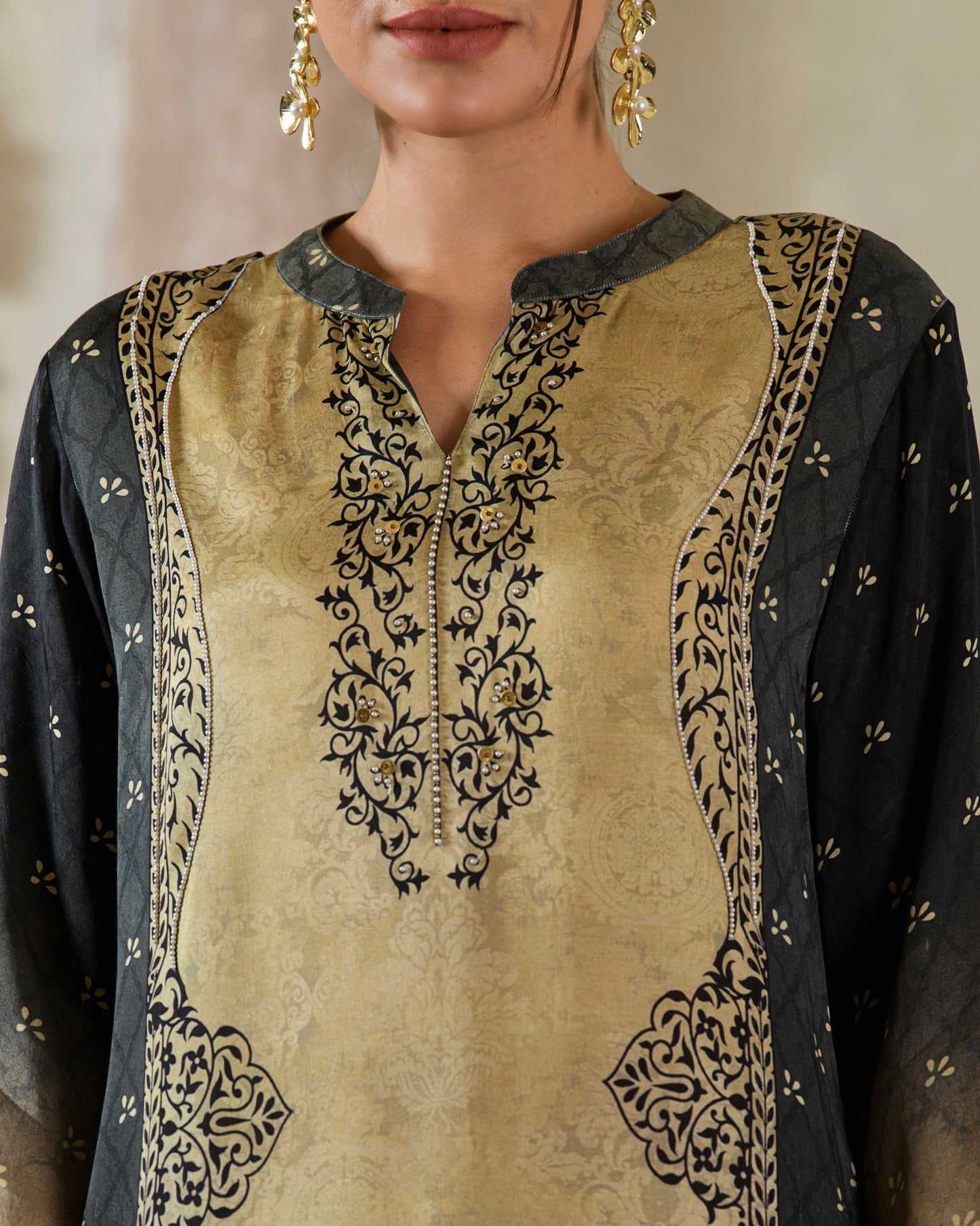 Unstitched Crepe SU-051