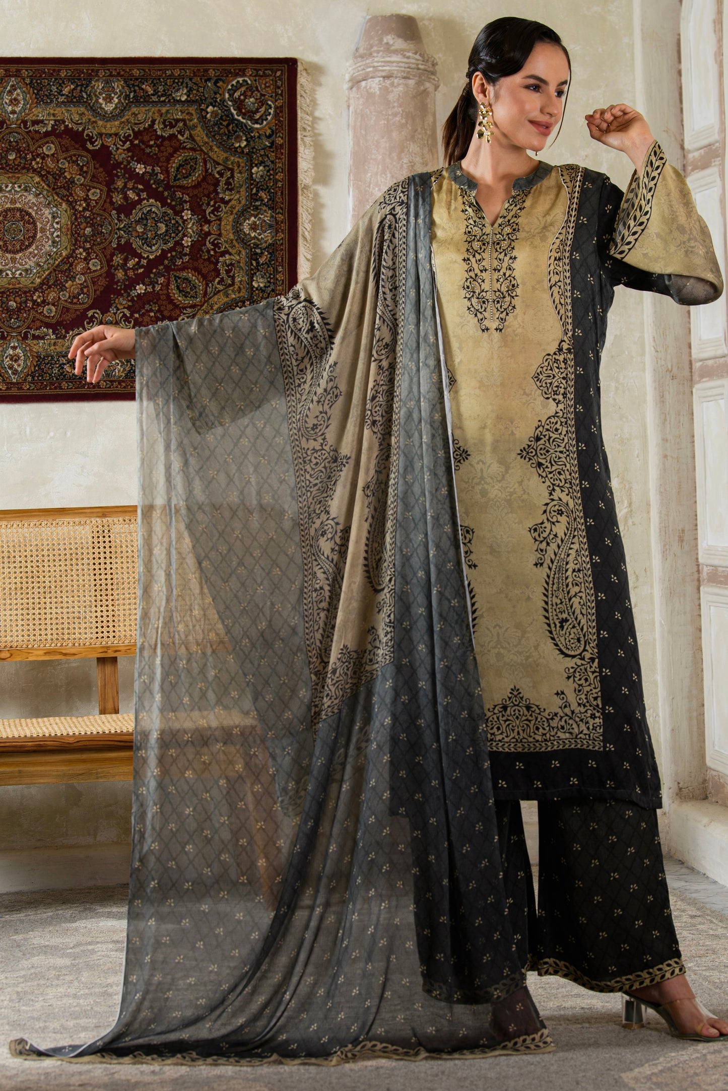 Unstitched Crepe SU-051