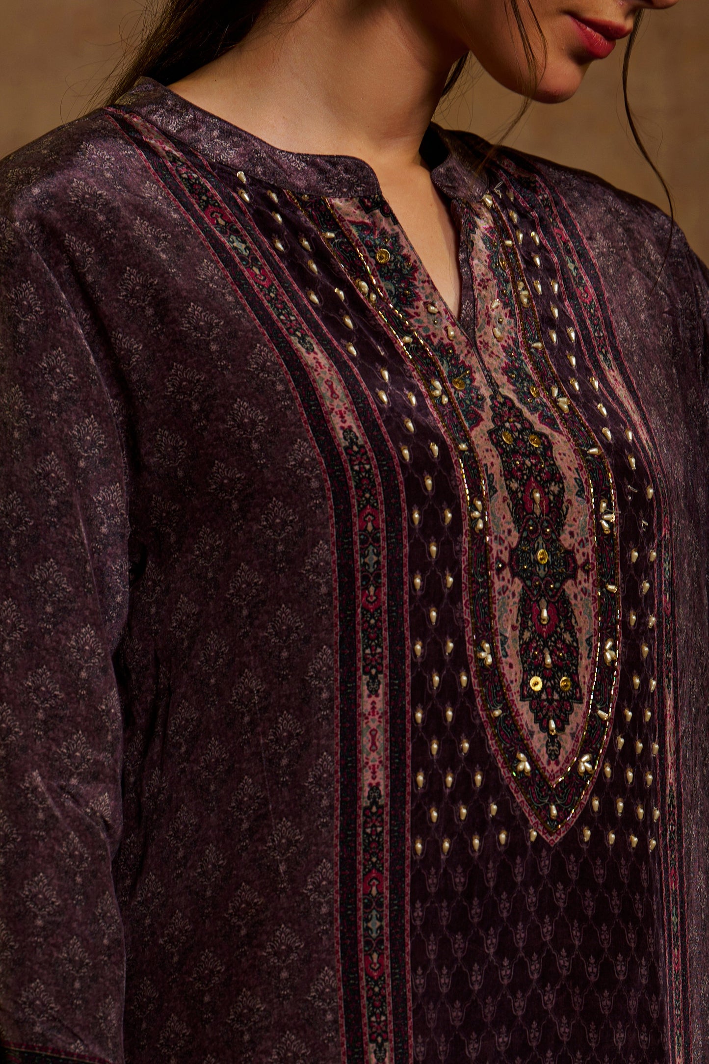 Unstitched Crepe SU -126